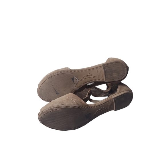 7 American Eagle tan shoe - Picture 3 of 7